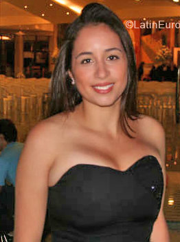 Date this pretty Brazil girl Tathiana from Sao Paulo BR154