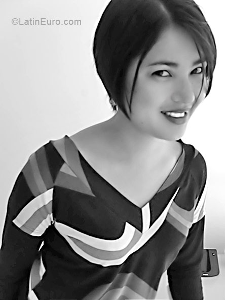 Date this pretty Brazil girl Simone from Sao Paulo BR165