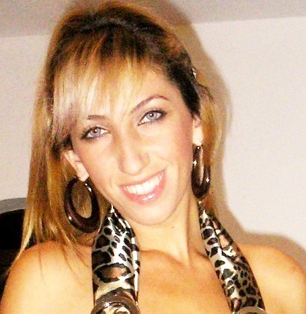 Date this attractive Brazil girl Cristiane from São Pedro BR257