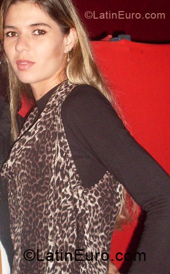 Date this young Brazil girl Rode Cristina from Rio Das Pedras BR264