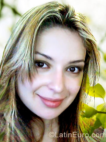 Date this hard body Brazil girl Marcela from Rio De Janeiro BR323