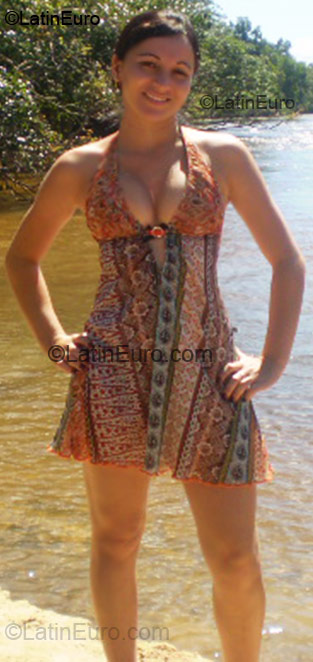 Date this pretty Brazil girl Flavia from Balsas BR338