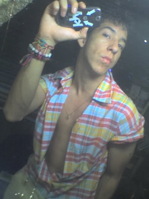 Date this georgeous Colombia man Kmiozpina from Cali CO355