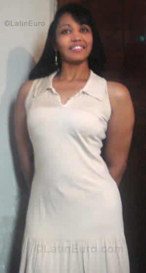 Date this exotic Brazil girl Andrea from Belo Horizonte BR561