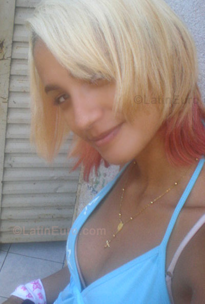 Date this charming Brazil girl Thumilla from Porangatu BR708