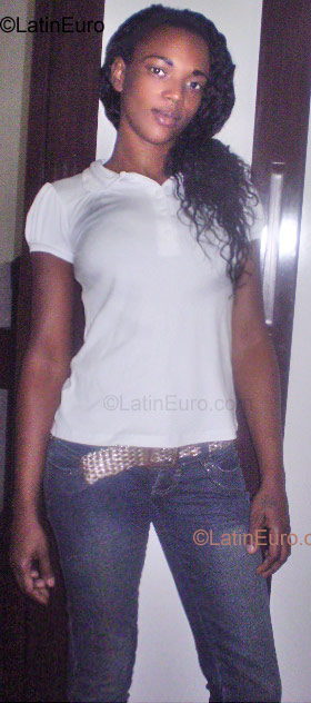 Date this hot Brazil girl Janaina from Rio Bonito BR915