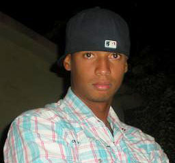 Date this georgeous Dominican Republic man Rafa from Santiago US2198