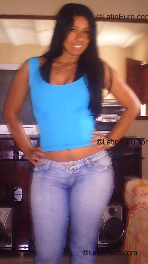 Date this sensual Brazil girl Ana maria from Paulista BR1020