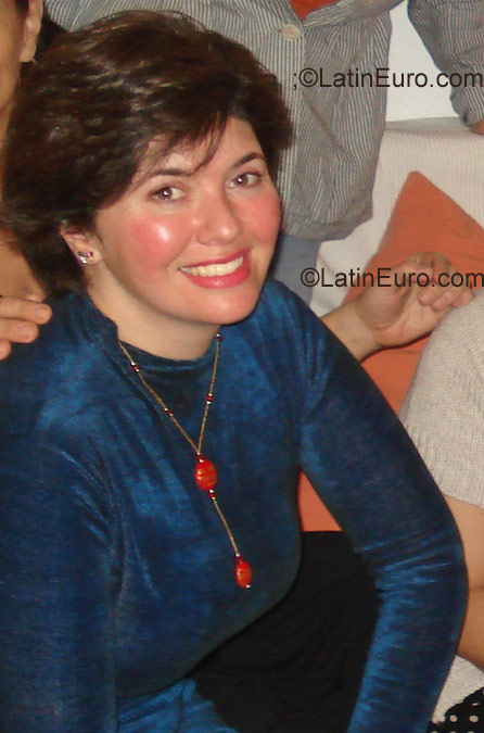 Date this sultry Brazil girl Laura from Pelotas BR1022