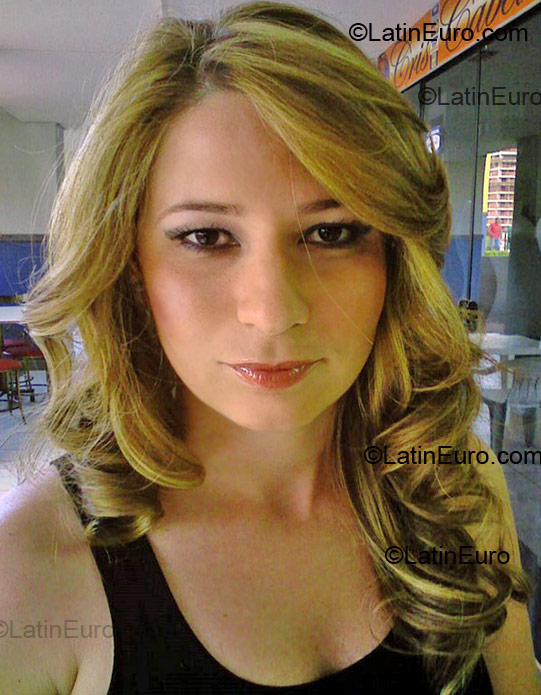Date this passionate Brazil girl Daniela from Ceilandia BR1293