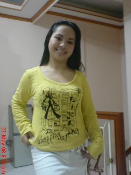 Date this voluptuous Philippines girl Jhoana from S PH215