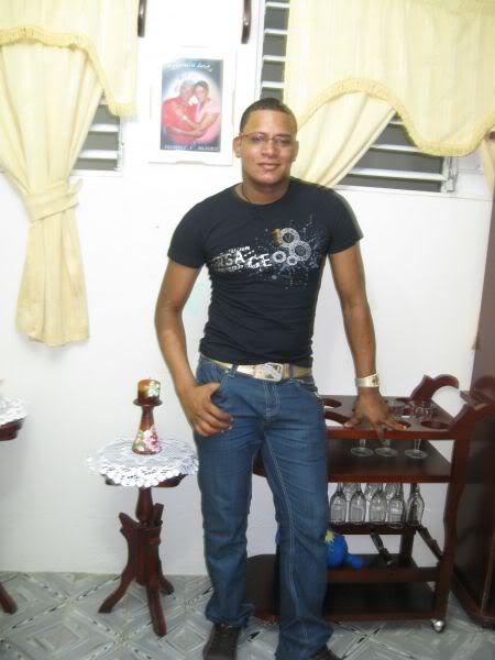 Date this fun Dominican Republic man Amauris alexander from Santiago DO1387