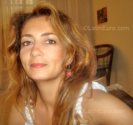 Date this exotic Brazil girl Alessandra from Sao Paulo BR1633