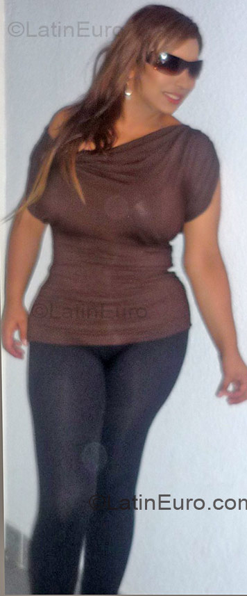 Date this fun Colombia girl Angela from Fusagasuga CO1541