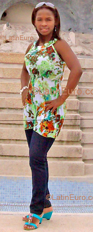 Date this hot Colombia girl Sandra Milena from Cali CO1577