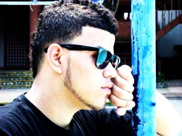 Date this tall Dominican Republic man Jhoseph from santiago DO1790