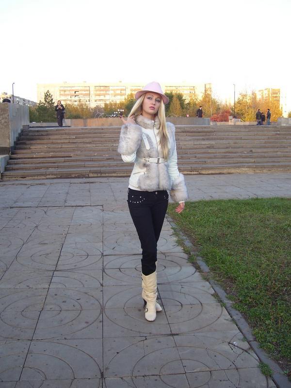 Date this athletic Australia girl Jessica from Perth AU84