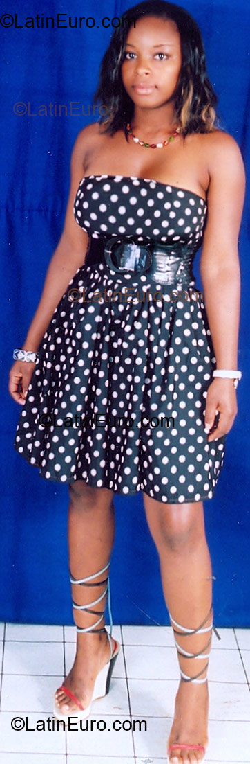 Date this athletic Cameroon girl Glawdyce from Yaounde CM42