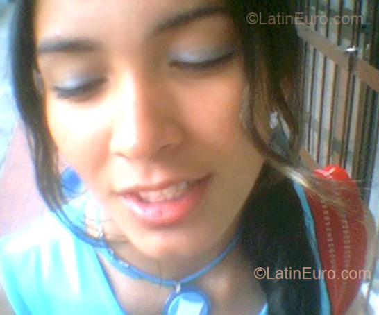 Date this sultry Colombia girl Nelly Maria from Santa Marta CO1795