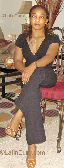 Date this good-looking United States girl Jeanne from Colorado Springs US4512