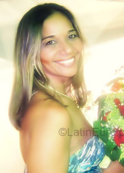 Date this good-looking Brazil girl Rita Brenda from Fortaleza BR1924