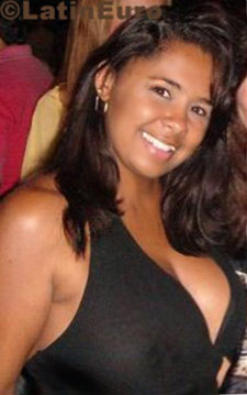 Date this lovely Brazil girl Adriana from Rio de Janeiro BR2010