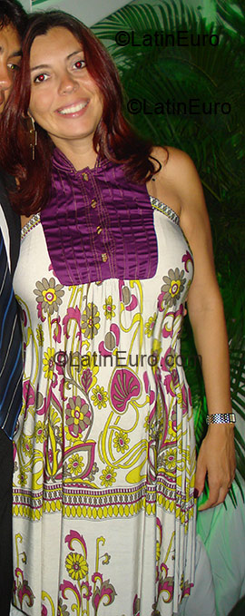 Date this attractive Brazil girl Lilian from Joao Pessoa BR2049