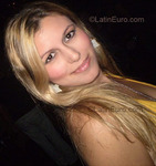 voluptuous Brazil girl Viviane from Campinas BR2054