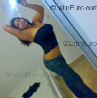 Date this cute Brazil girl Tatiane from Rio De Janeiro BR2078
