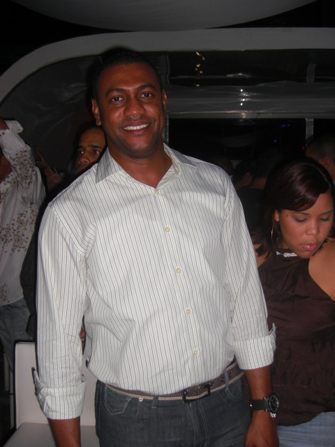 Date this tall Dominican Republic man Leonardo from Santo Domingo DO2469