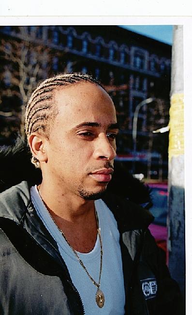 Date this good-looking United States man Kiwvo2005 from New York US4913