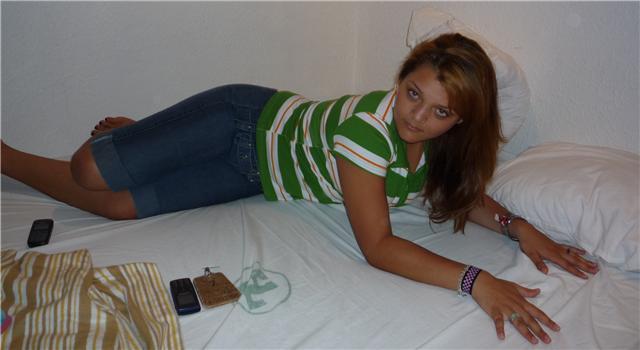 Date this foxy Colombia girl Colombiana from Valledupar CO2448
