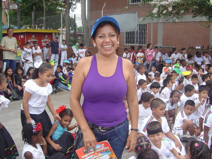 Date this tall Colombia girl Mily2010 from Cali-valle Del Cauca. US5040