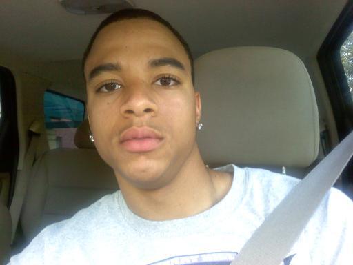 Date this sultry United States man Mickel from  US5074