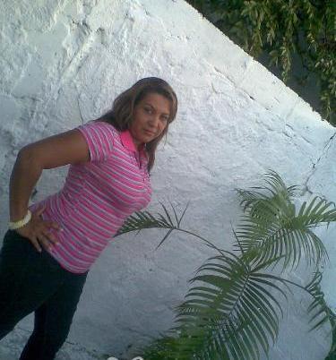 Date this cute Colombia girl Ivon from Cartagena CO2686