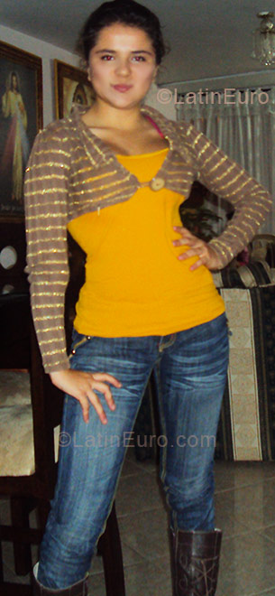 Date this passionate Colombia girl Diana Marcela from Medellin CO2875