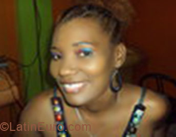 Date this passionate Jamaica girl Shana from  JM121