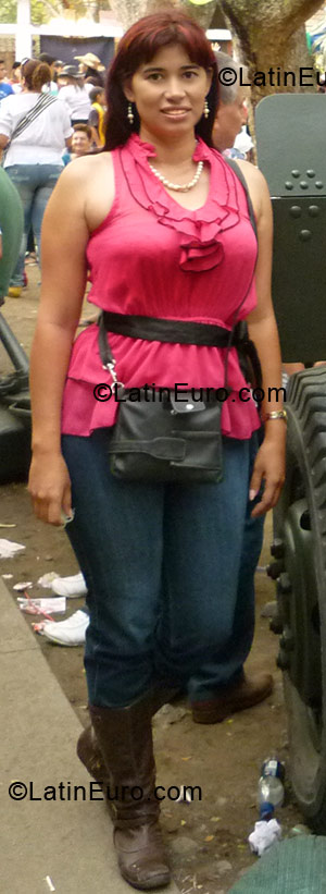 Date this delightful Colombia girl Karina from Tulua CO2911