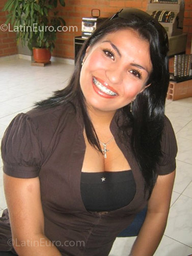 Date this stunning Colombia girl Liliana from Bogota CO2956