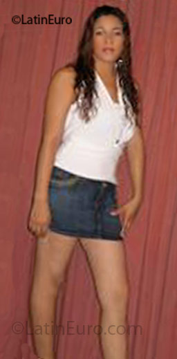 Date this hard body Colombia girl Leidy from Cali CO2992