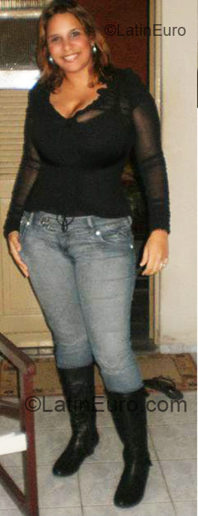 Date this funny Brazil girl Carolina from Vitoria De Santo Anttao BR2377