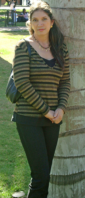 Date this good-looking Colombia girl Aura from Bogota CO3068