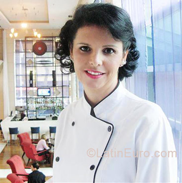 Date this georgeous Brazil girl Maria from Curitiba BR3754