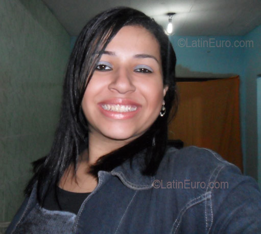 Date this gorgeous Brazil girl Manddy from Sao Goncalo BR2548