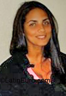 Date this good-looking Brazil girl Sereia from Rio De Janeiro BR2580