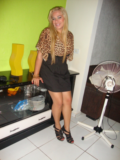 Date this cute Brazil girl Vivian2626 from Imperatriz BR2706