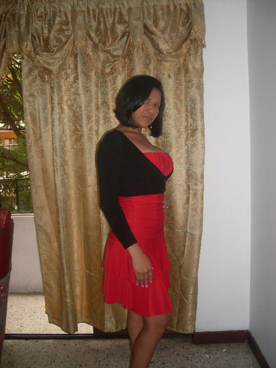 Date this passionate Colombia girl Isabel from Medellin CO3894