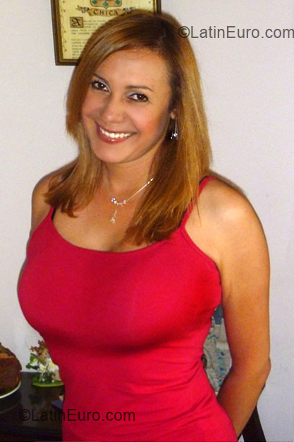 Date this funny Colombia girl Lina from Bogota CO3912