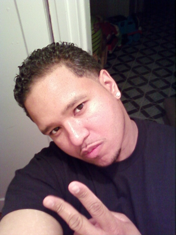 Date this stunning United States man Ltnluv3r101 from Hollis US5906