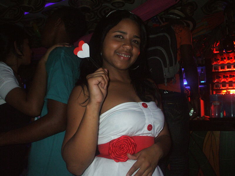 Date this young Colombia girl Julieth from Medellin CO4080